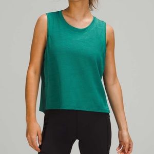 Lululemon Train to Be Tank
Dot Camo Teal Lagoon size 8